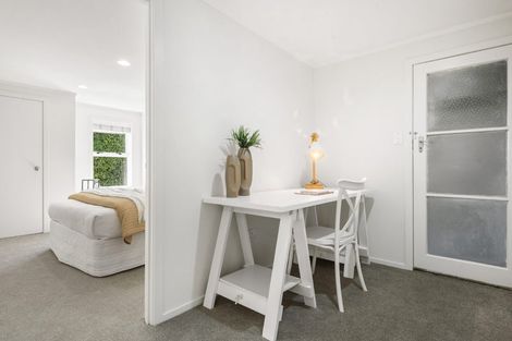 Photo of property in 4/155 Shakespeare Road, Milford, Auckland, 0620