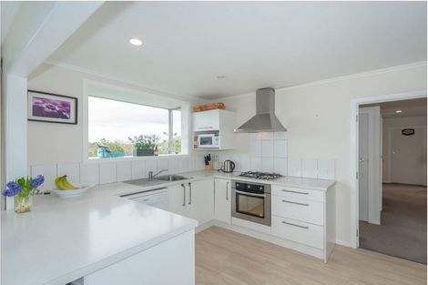 Photo of property in 46 Morrow Avenue, St Andrews, Hamilton, 3200