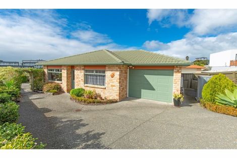 Photo of property in 87a Elan Place, Stanmore Bay, Whangaparaoa, 0932