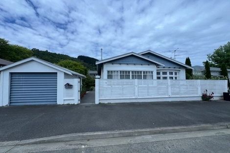 Photo of property in 4 Brougham Street, Nelson South, Nelson, 7010