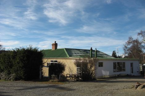 Photo of property in 1 Ennel Street, Naseby, 9396