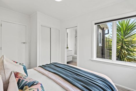 Photo of property in 42 Matipo Road, Mairangi Bay, Auckland, 0630