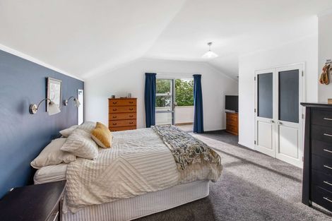 Photo of property in 1 Ngapuhi Street, Saint Johns Hill, Whanganui, 4501