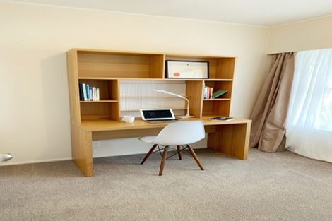 Photo of property in 1/18 Windy Ridge Road, Glenfield, Auckland, 0629