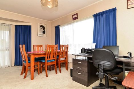 Photo of property in 15b Victoria Avenue, Waiuku, 2123