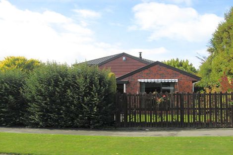 Photo of property in 3 Parr Place, Ilam, Christchurch, 8041