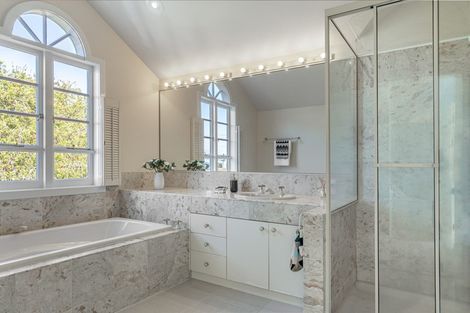 Photo of property in 24 Palmer Crescent, Mission Bay, Auckland, 1071