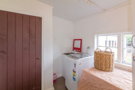 Photo of property in 2 Ballance Street, Raetihi, 4632