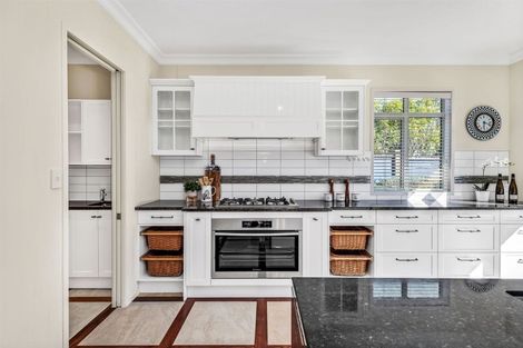 Photo of property in 24 The Mews, Shamrock Park, Auckland, 2016