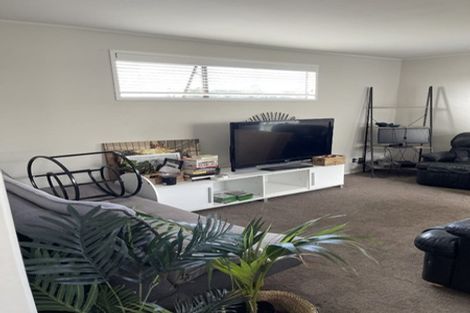 Photo of property in 171 Solar Road, Glen Eden, Auckland, 0602