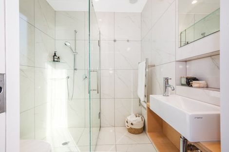 Photo of property in 10 Ihakara Arthur Lane, Aotea, Porirua, 5024