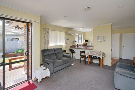 Photo of property in 20 School Road, Woodend, 7610