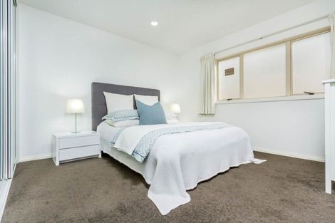 Photo of property in 1/25 Churchill Road, Murrays Bay, Auckland, 0630