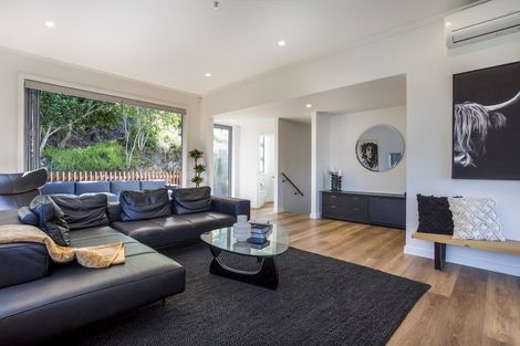 Photo of property in 8a Huka Road, Birkenhead, Auckland, 0626