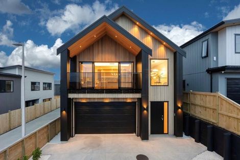 Photo of property in 49 Kumukumu Road, Long Bay, Auckland, 0630