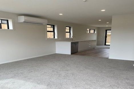 Photo of property in 9/370 Stokes Valley Road, Stokes Valley, Lower Hutt, 5019