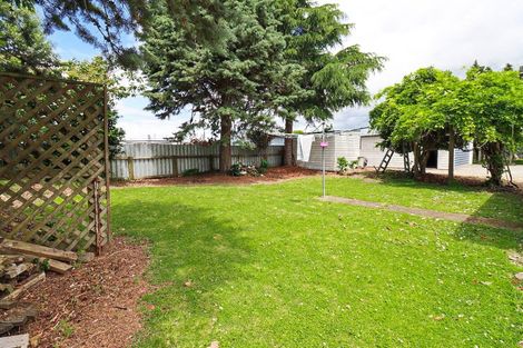 Photo of property in 15 Windsor Street, Dannevirke, 4930