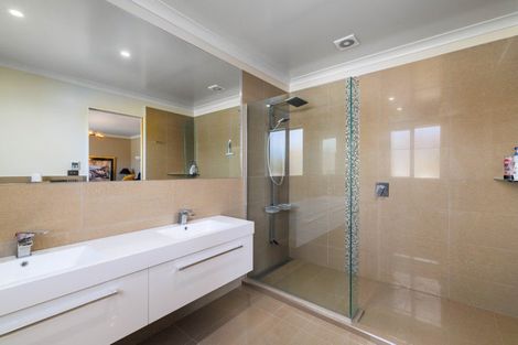 Photo of property in 10 Burntwood Lane, Pegasus, 7612