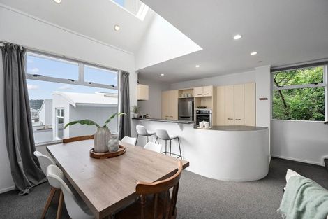 Photo of property in Fernhill Flats, 5/324 The Terrace, Te Aro, Wellington, 6011