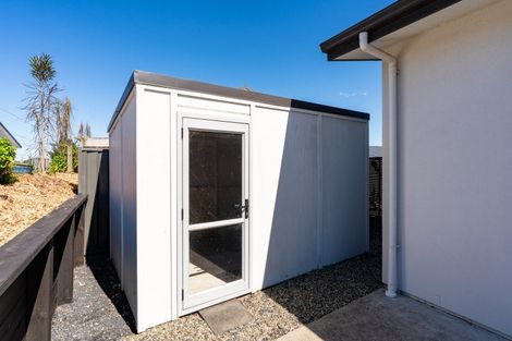 Photo of property in 38 Severn Street, Green Island, Dunedin, 9018