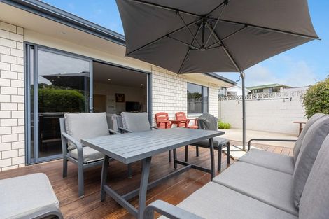 Photo of property in 14 Annandale Street, Lynmouth, New Plymouth, 4310