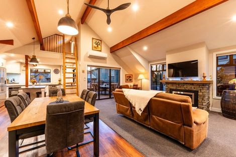Photo of property in 15a Kitchener Square, Highfield, Timaru, 7910