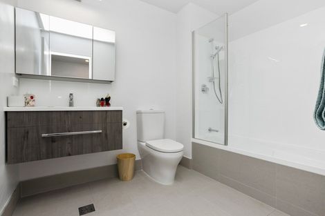 Photo of property in 20 Tahuhu Road, Mount Wellington, Auckland, 1062