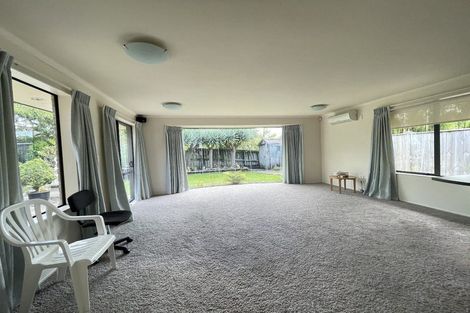 Photo of property in 26 Brittany Drive, Henderson, Auckland, 0612