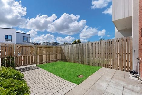 Photo of property in 15 Aumarire Lane, Favona, Auckland, 2024