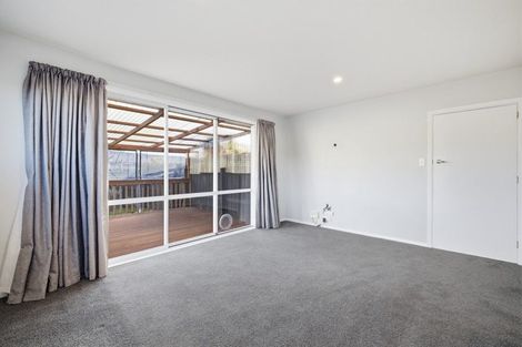 Photo of property in 2/154 Warren Crescent, Hillmorton, Christchurch, 8025