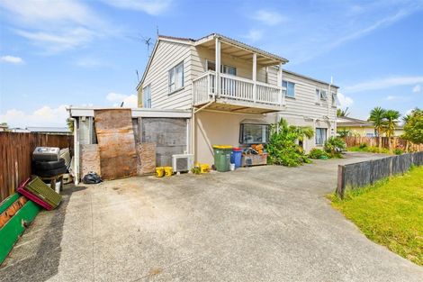 Photo of property in 1 Silverstone Place, Henderson, Auckland, 0612