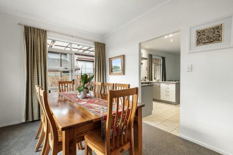 Photo of property in 8 Driftwood Drive, Red Beach, 0932