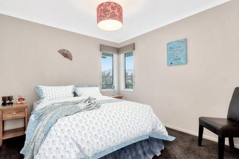 Photo of property in 24 Butterworth Crescent, Papamoa Beach, Papamoa, 3118