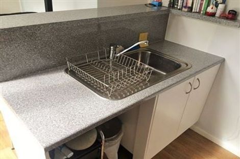 Photo of property in 124 Taylor Terrace, Tawa, Wellington, 5028