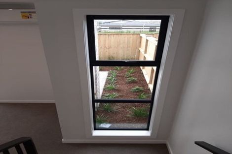 Photo of property in 18 Riria Crescent, Takanini, 2112