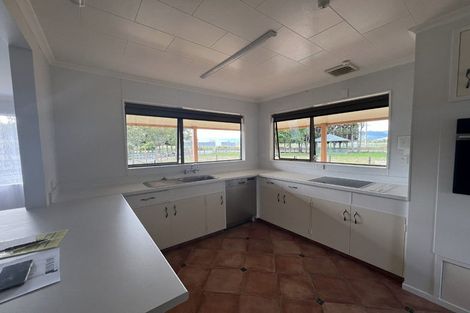 Photo of property in 210 Bruce Road, Levin, 5510