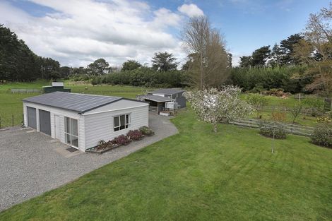 Photo of property in 117 Raumai Road, Bulls, 4894