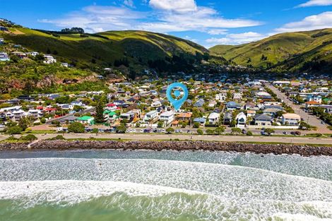 Photo of property in 2/124 Esplanade, Sumner, Christchurch, 8081