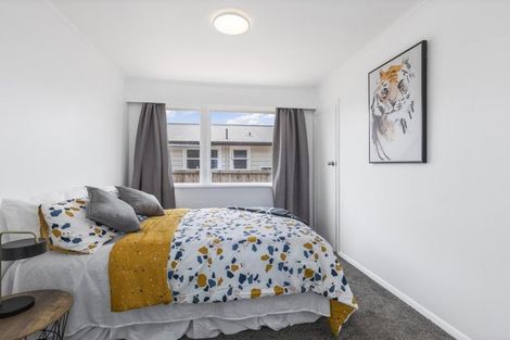 Photo of property in 42 Kashmir Avenue, Clouston Park, Upper Hutt, 5018