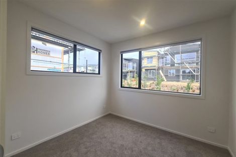 Photo of property in 44 Koreke Close, Kenepuru, Porirua, 5022