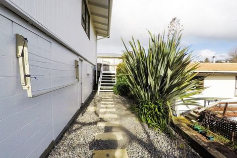 Photo of property in 10 Stuart Place, Blagdon, New Plymouth, 4310