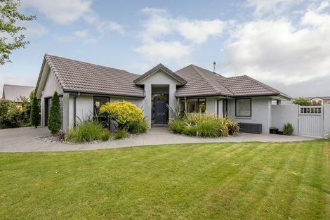 Photo of property in 25 Oakwood Drive, Rangiora, 7400