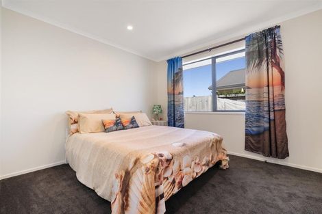 Photo of property in 10 Sophora Place, Papamoa Beach, Papamoa, 3118