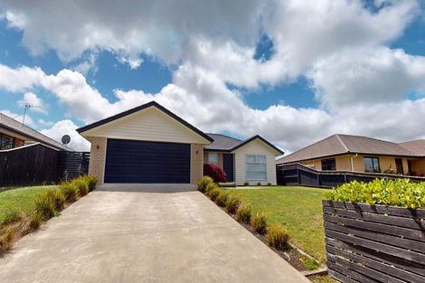 Photo of property in 14 Macdonald Heights, Feilding, 4702