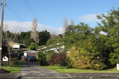 Photo of property in 27 Kelvyn Grove, Hillpark, Auckland, 2102