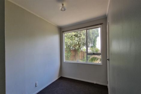 Photo of property in 30 Hyperion Drive, Randwick Park, Auckland, 2105