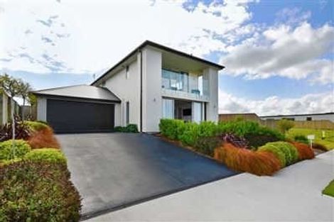 Photo of property in 39 Lakeside Drive, Pegasus, 7612