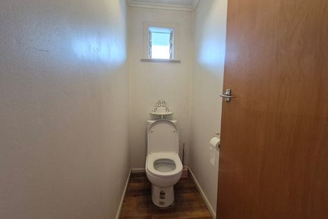 Photo of property in 16 Sylvia Road, Hillcrest, Auckland, 0627