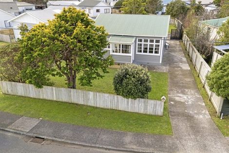 Photo of property in 12 Randwick Crescent, Moera, Lower Hutt, 5010