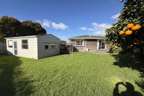 Photo of property in 4 Stella Place, Manurewa, Auckland, 2102